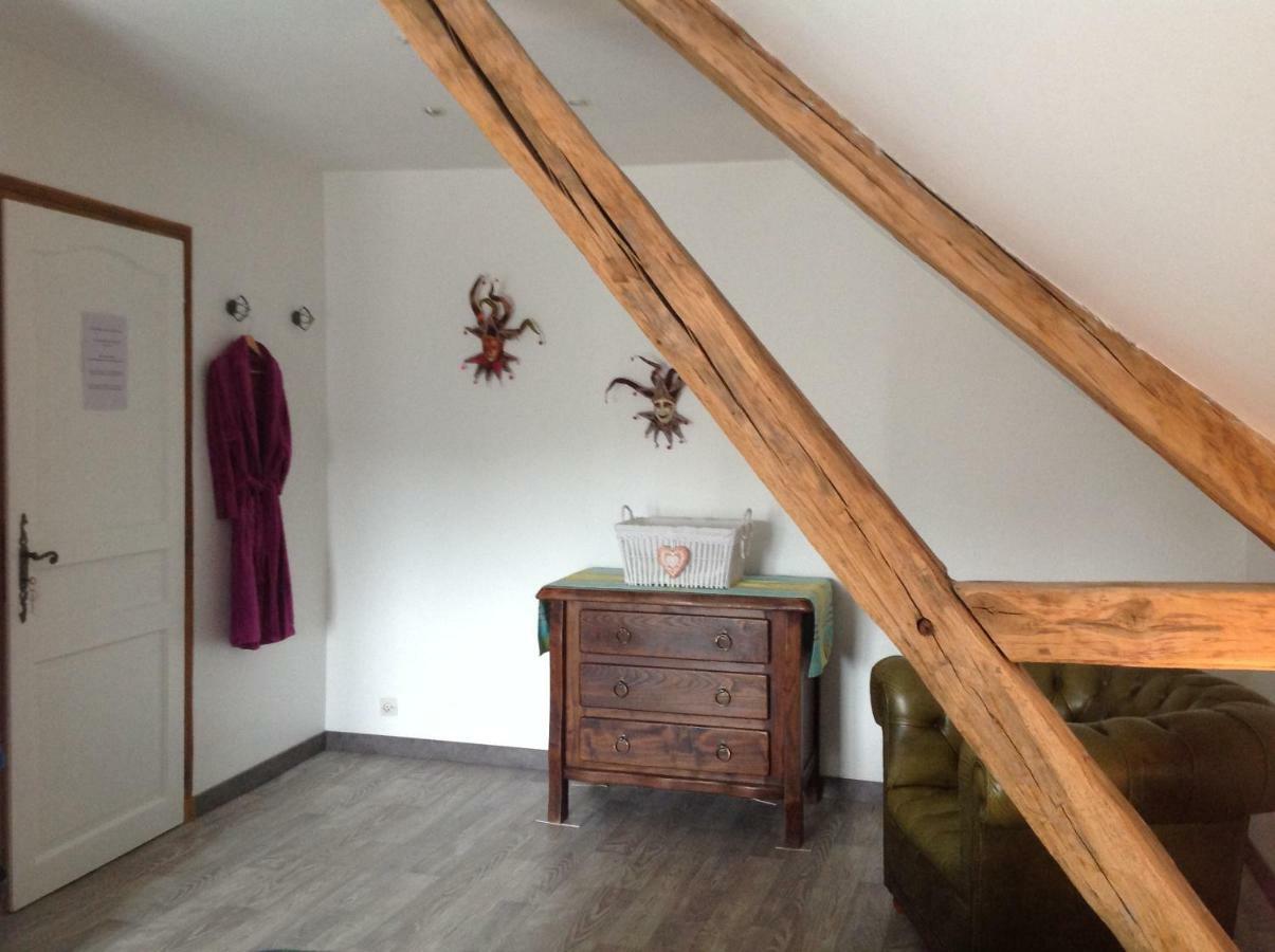 Hotel La Bicoque En Puisaye Saint-Amand-en-Puisaye Zewnętrze zdjęcie