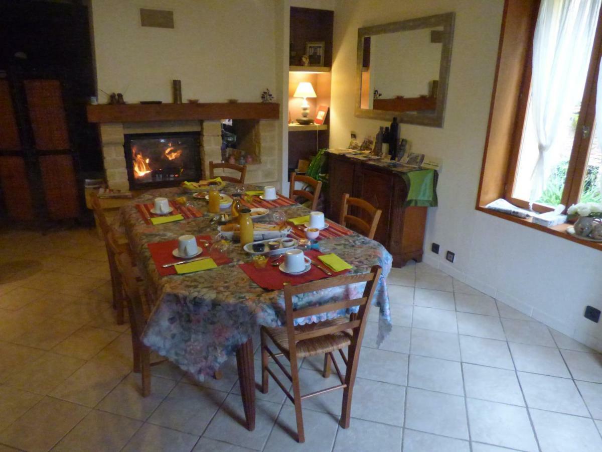 Hotel La Bicoque En Puisaye Saint-Amand-en-Puisaye Zewnętrze zdjęcie