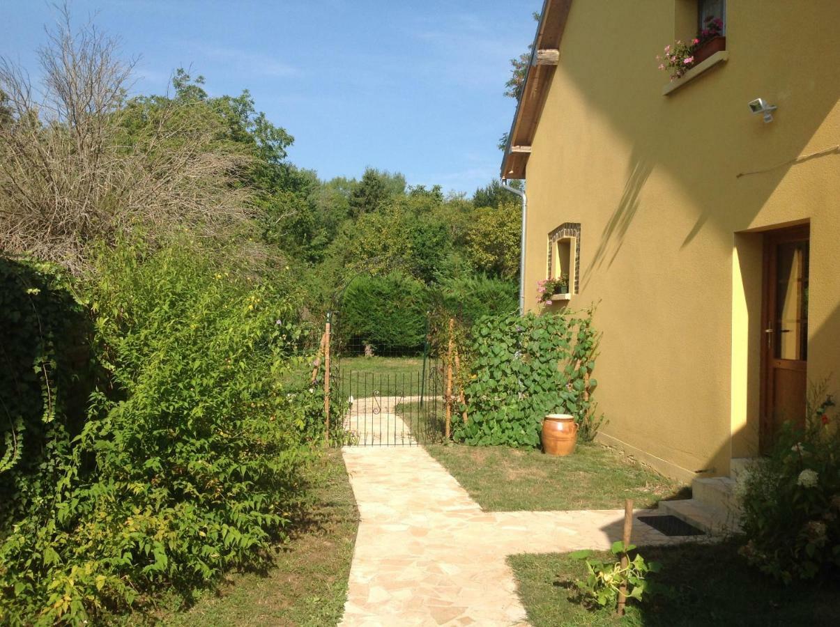 Hotel La Bicoque En Puisaye Saint-Amand-en-Puisaye Zewnętrze zdjęcie